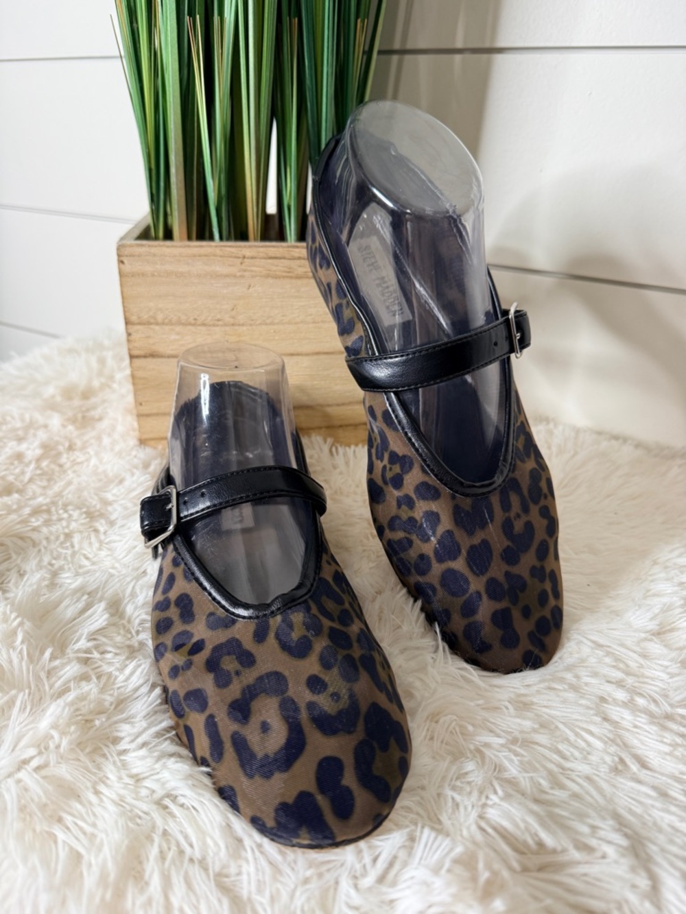 Steve Madden Dreaming Mesh Mary Jane Ballet Flats Leopard Print Size 8M - Picture 3 of 8